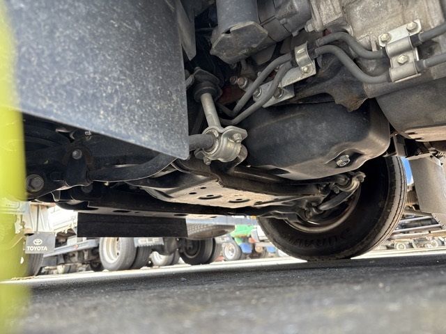 2024 Toyota Dyna Aluminum van auction photo 11