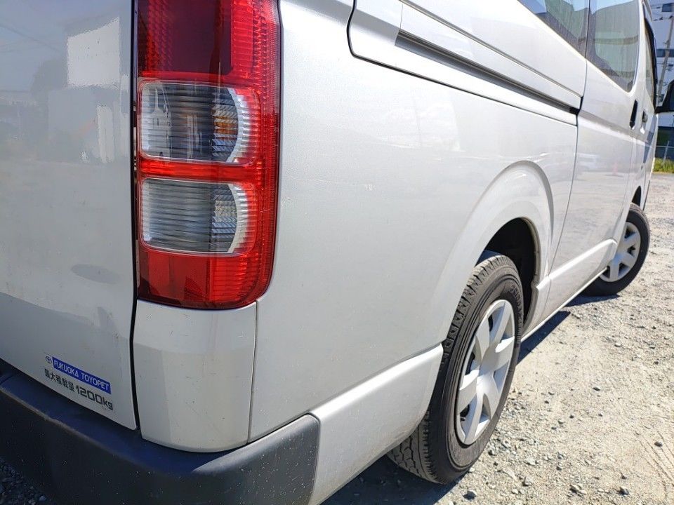 2021 Toyota Hiace auction photo 25
