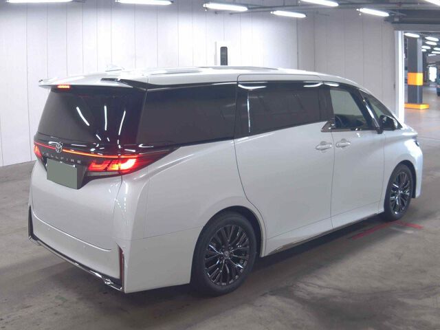 2025 Toyota Vellfire Z Premier auction photo 5