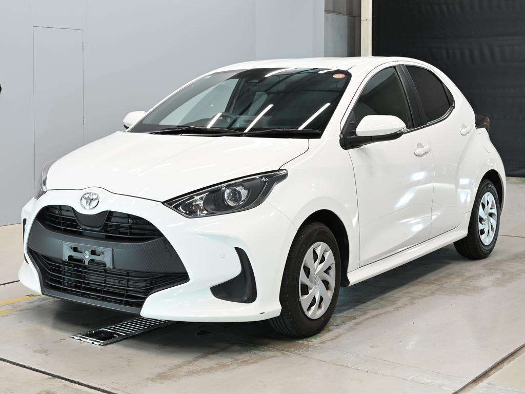 2022 Toyota Yaris X Japan auction vehicle