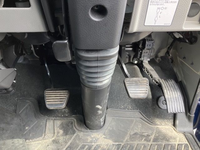 2021 Mitsubishi Fuso Canter Aluminum Van PG. Long auction photo 4