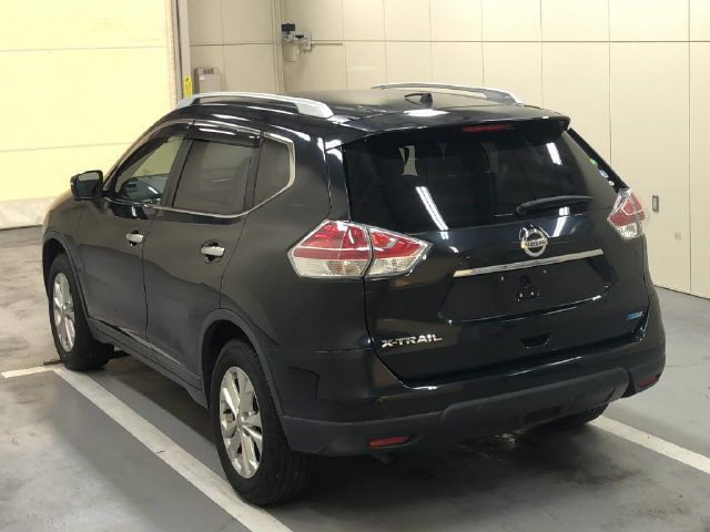 2016 Nissan X-Trail 20XT エマブレPKG auction photo 2
