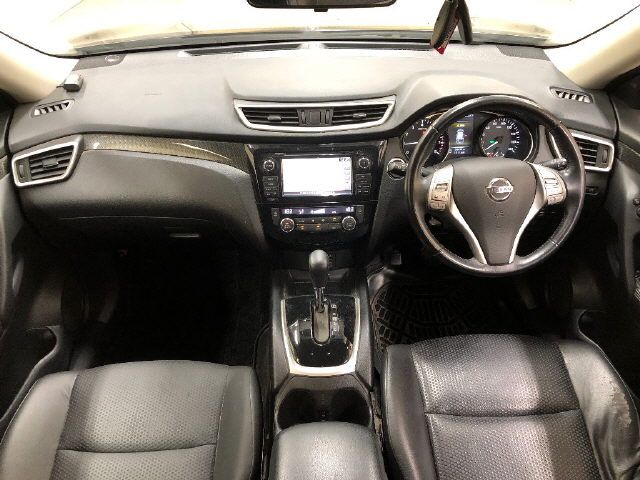 2016 Nissan X-Trail 20XT エマブレPKG auction photo 5