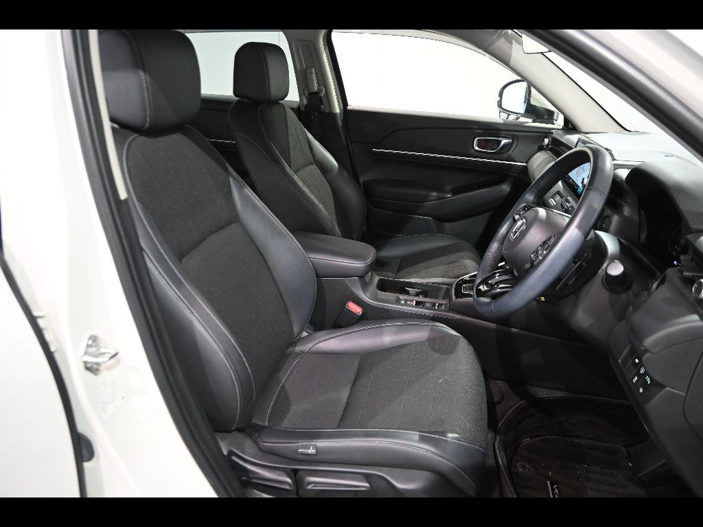 2021 Honda Vezel e:HEV Z auction photo 6