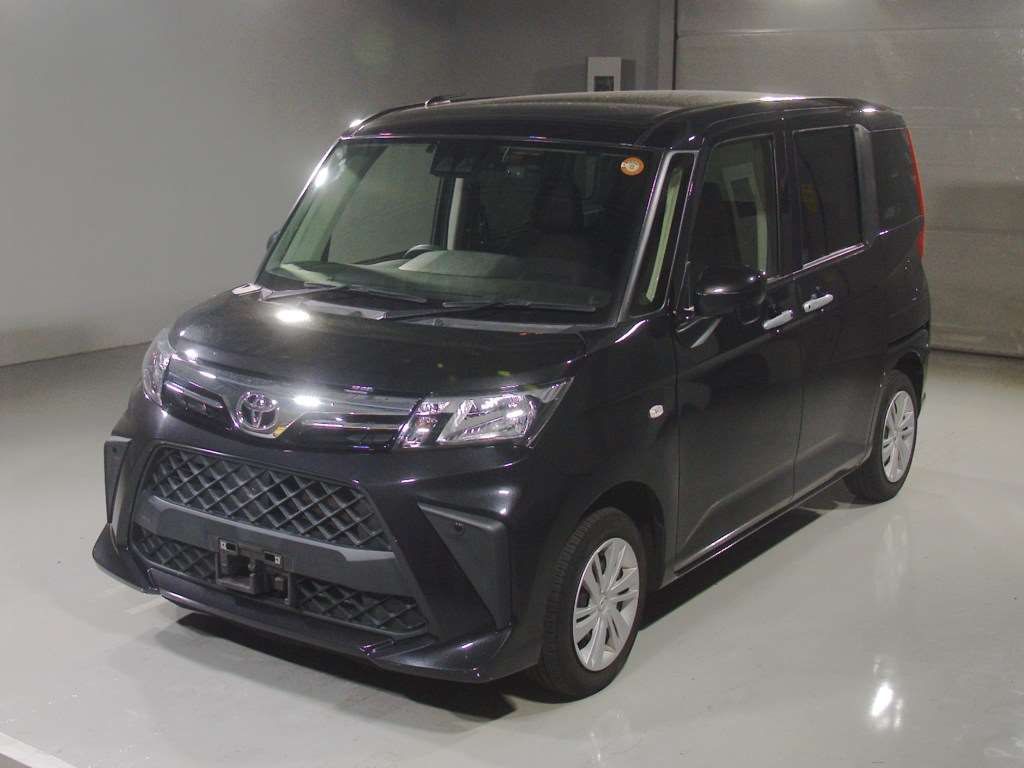 2021 Toyota Roomy X Japan auction vehicle