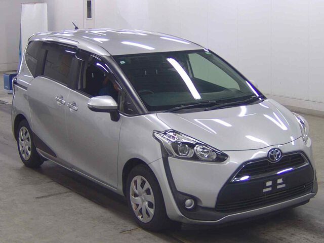 2015 Toyota Sienta X Japan auction vehicle