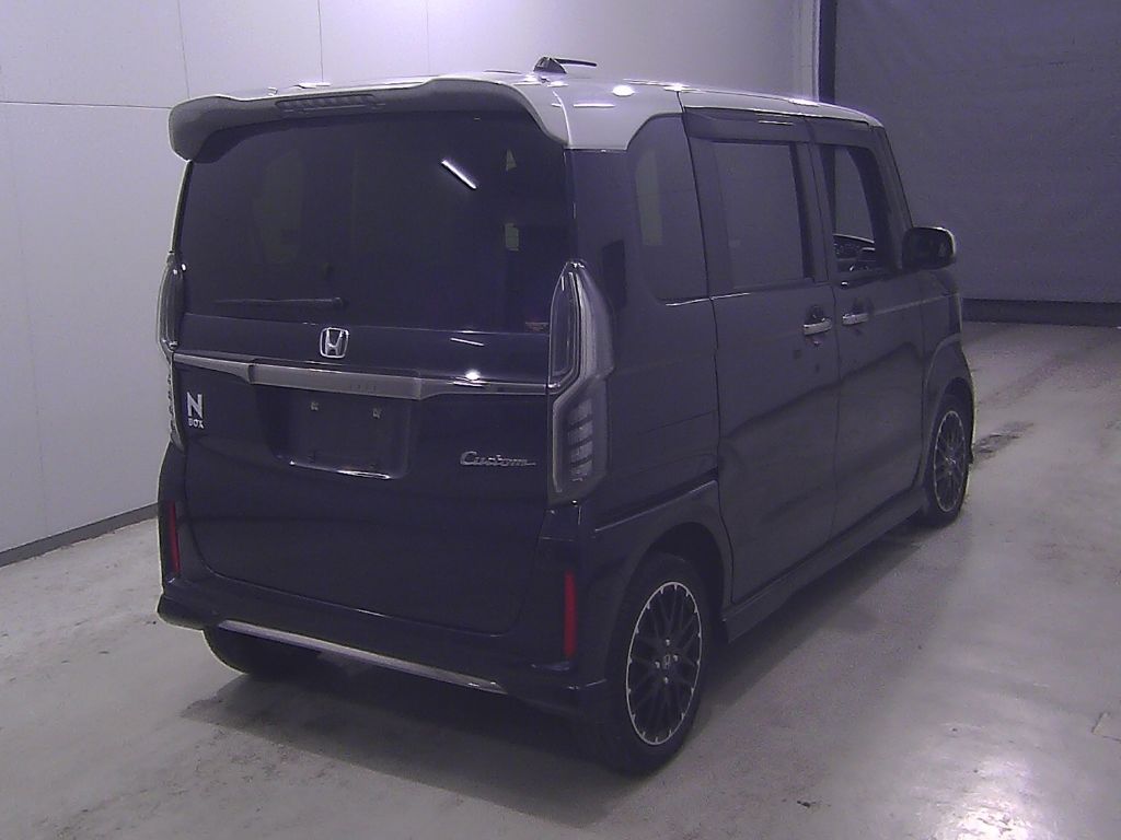 2021 Honda N-BOX 4WD Custom L Turbo auction photo 2