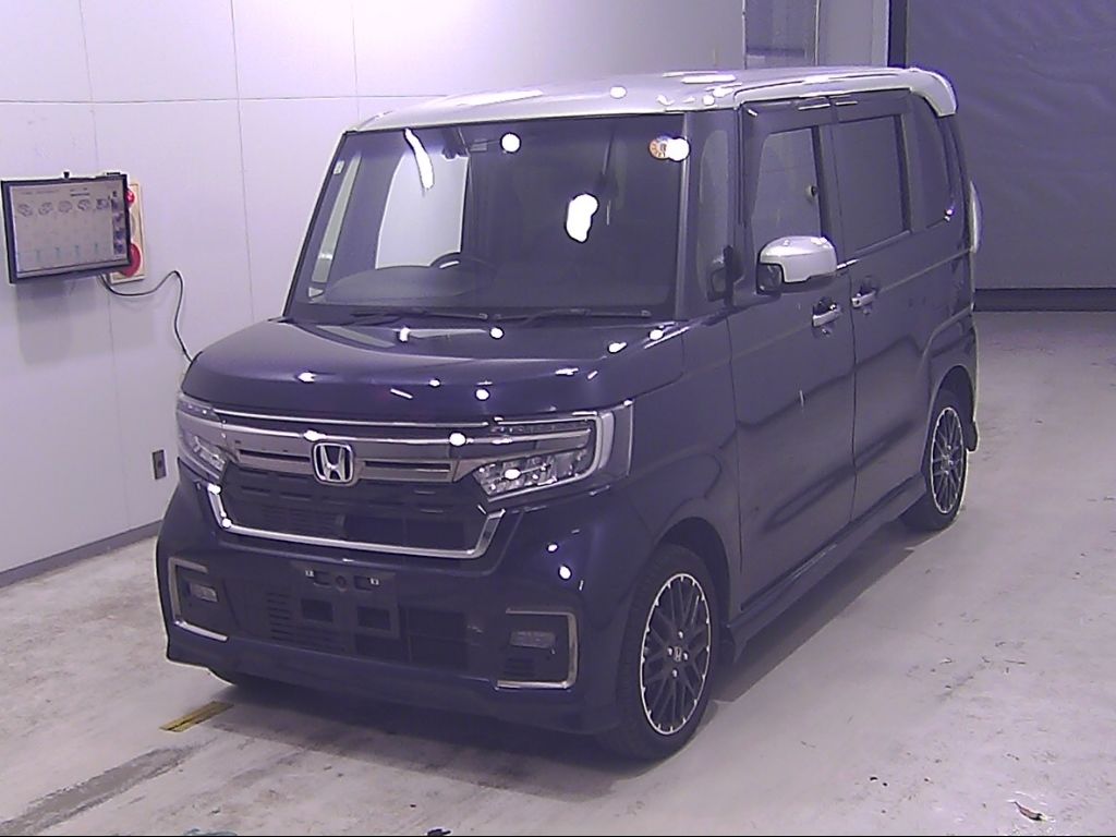 2021 Honda N-BOX 4WD Custom L Turbo auction photo 4