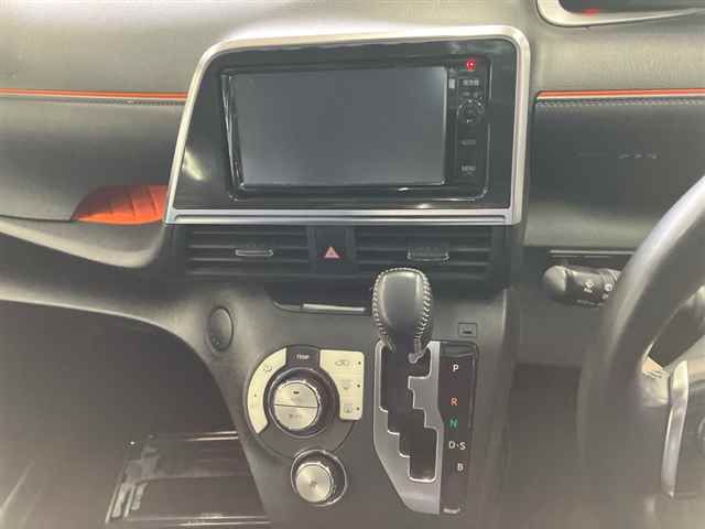 2016 Toyota Sienta G auction photo 6