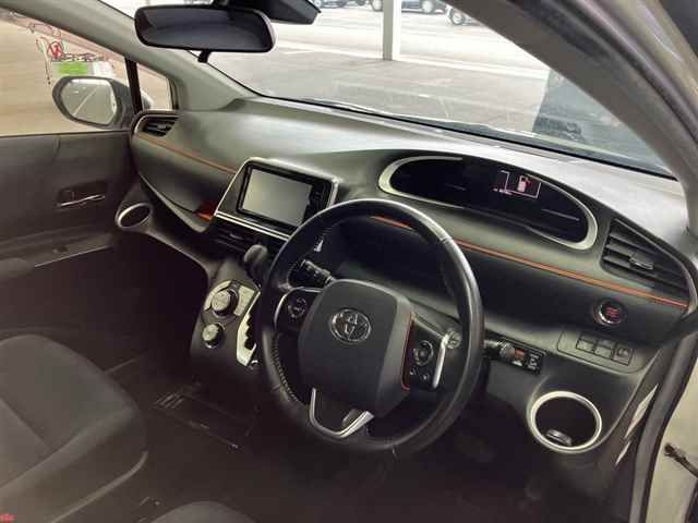 2016 Toyota Sienta G auction photo 3