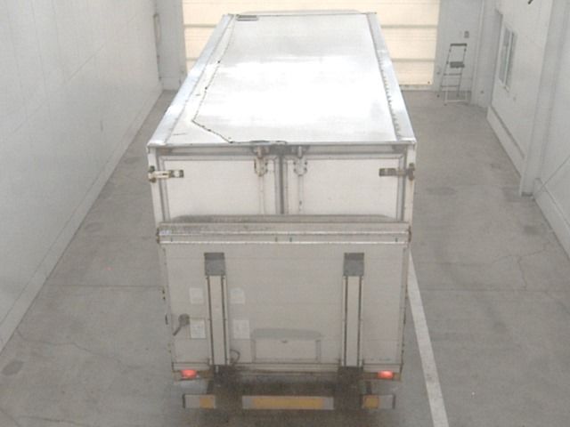 1999 Isuzu Forward 冷蔵・冷凍車 auction photo 3