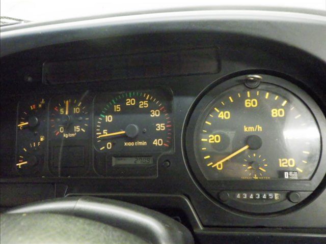 1999 Isuzu Forward 冷蔵・冷凍車 auction photo 7