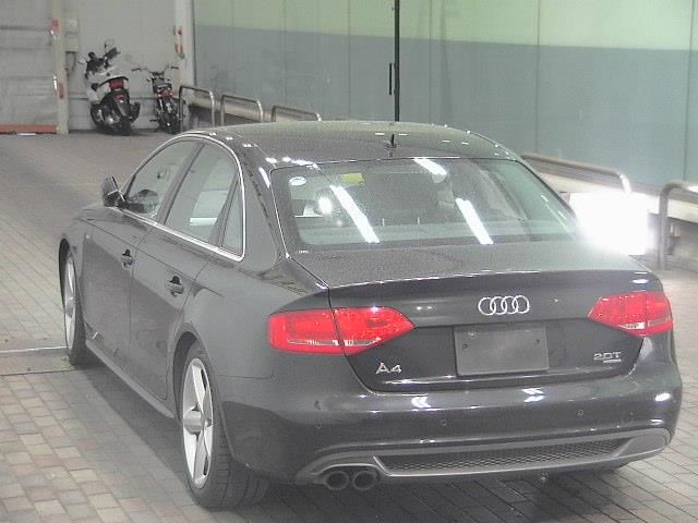 2010 Audi A4 4WD Quattro auction photo 2