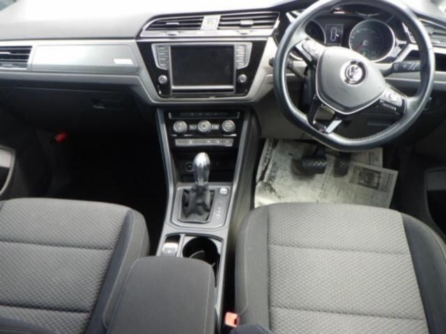2017 Volkswagen ゴルフトゥーラン TSI コンフォートラインテックエディション LEDライト auction photo 3