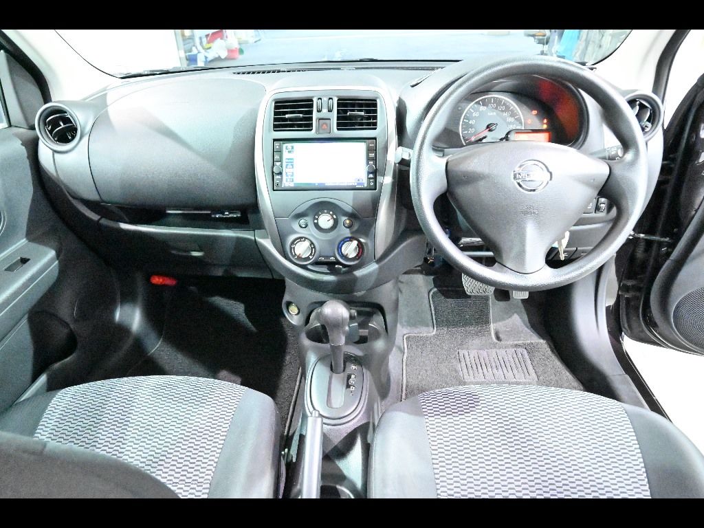 2020 Nissan マーチ 5HB S auction photo 3