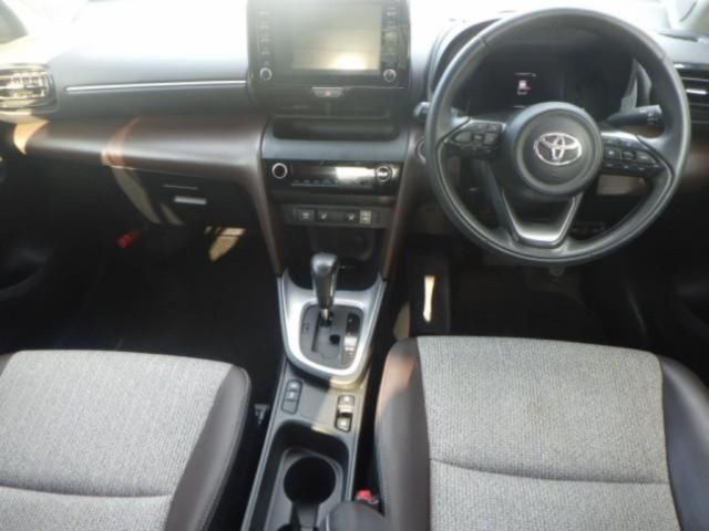 2021 Toyota Yaris Cross Z auction photo 3