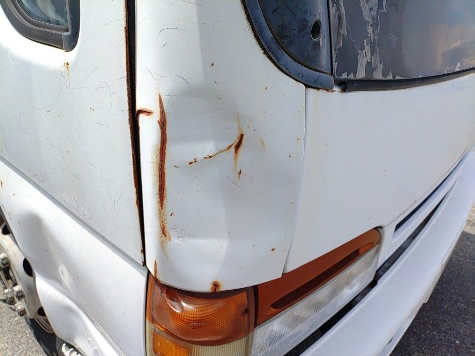 1995 Isuzu Elf auction photo 23
