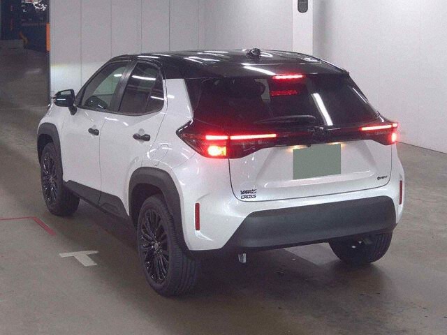 2026 Toyota Yaris Cross HV Zウルバーノ auction photo 2