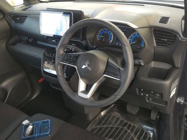 2021 Mitsubishi eKクロススペース G auction photo 3