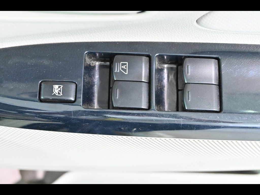2014 Nissan Dayz J auction photo 12