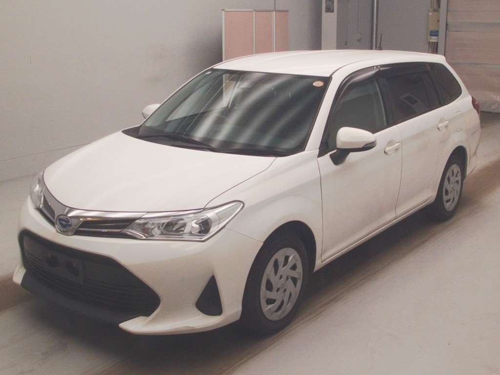 2021 Toyota Corolla Fielder ハイブリッド EX Japan auction vehicle