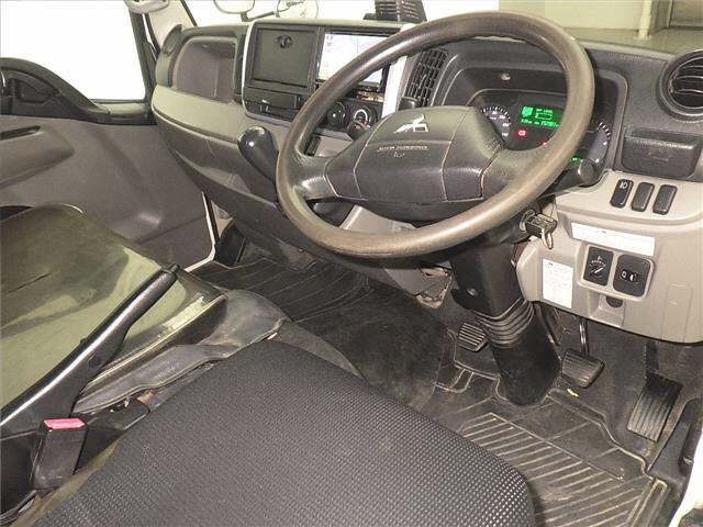 2018 Mitsubishi Fuso Canter Double cab 2t auction photo 3