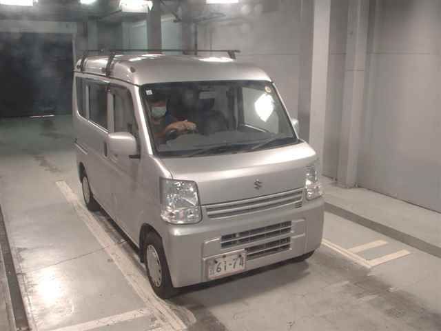 Japan Auction Vehicles 11 2018 Suzuki エブリィ バン ジョイン ターボ auction photo