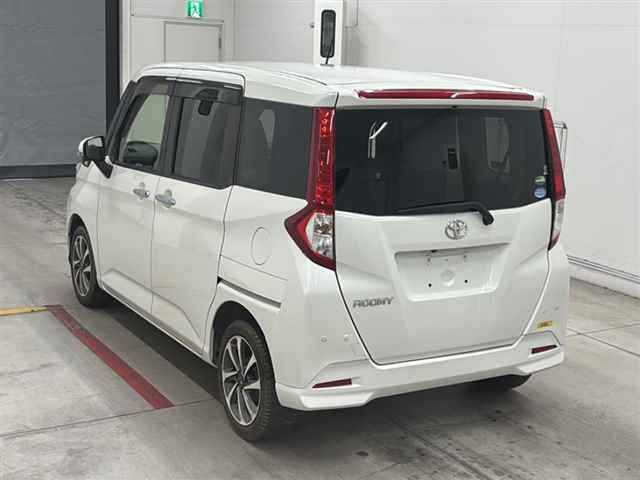 2018 Toyota Roomy G S auction photo 2