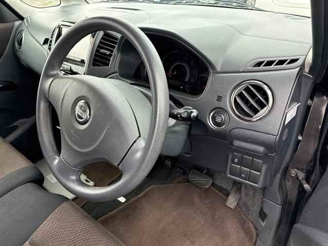 2010 Nissan Roox ハイウェイスター auction photo 3