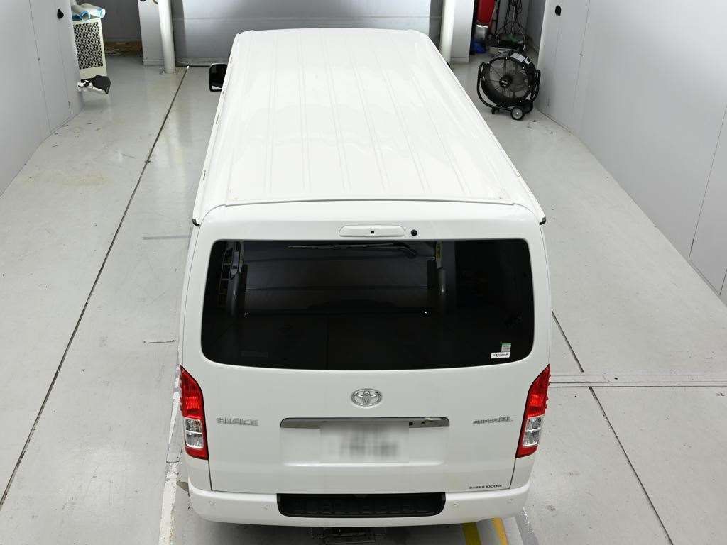 2024 Toyota Hiace Super GL Dark Ply 4WD auction photo 8