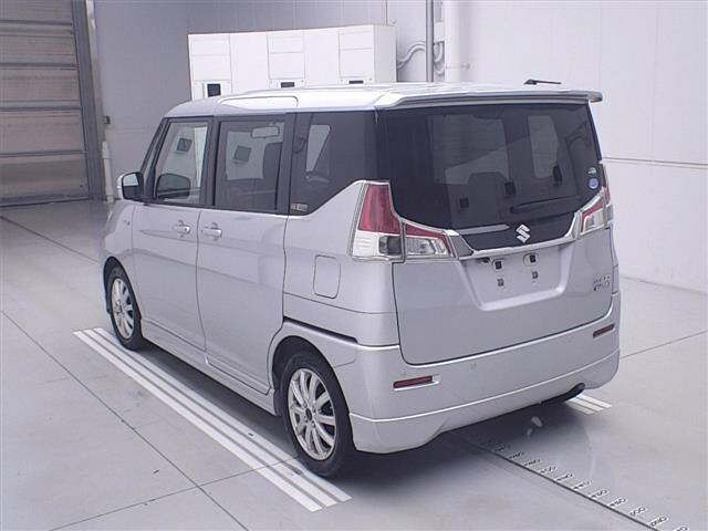 2019 Suzuki Solio Hybrid MZ auction photo 2