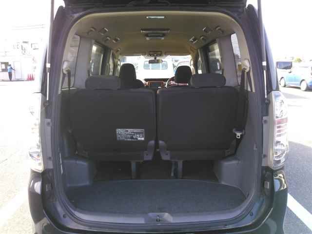 2009 Toyota Voxy 4WD Z auction photo 10