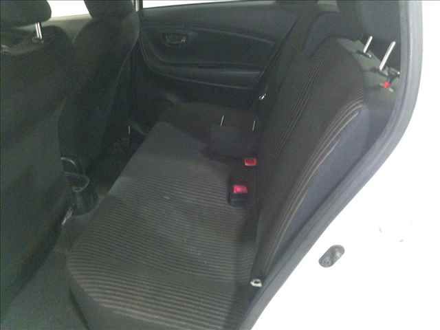 2016 Toyota Vitz 4WD auction photo 5