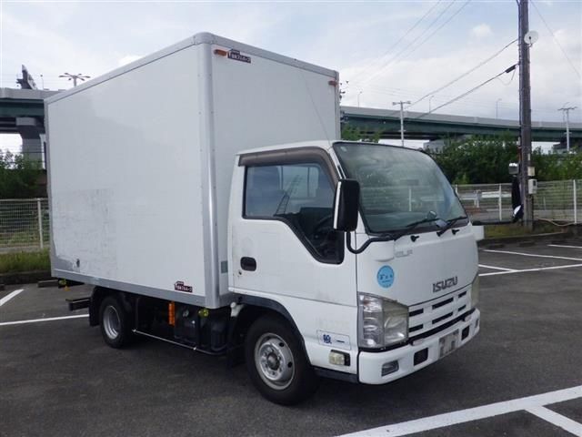 Japan Auction Vehicles 7 2009 Isuzu Elf パネルバン auction photo