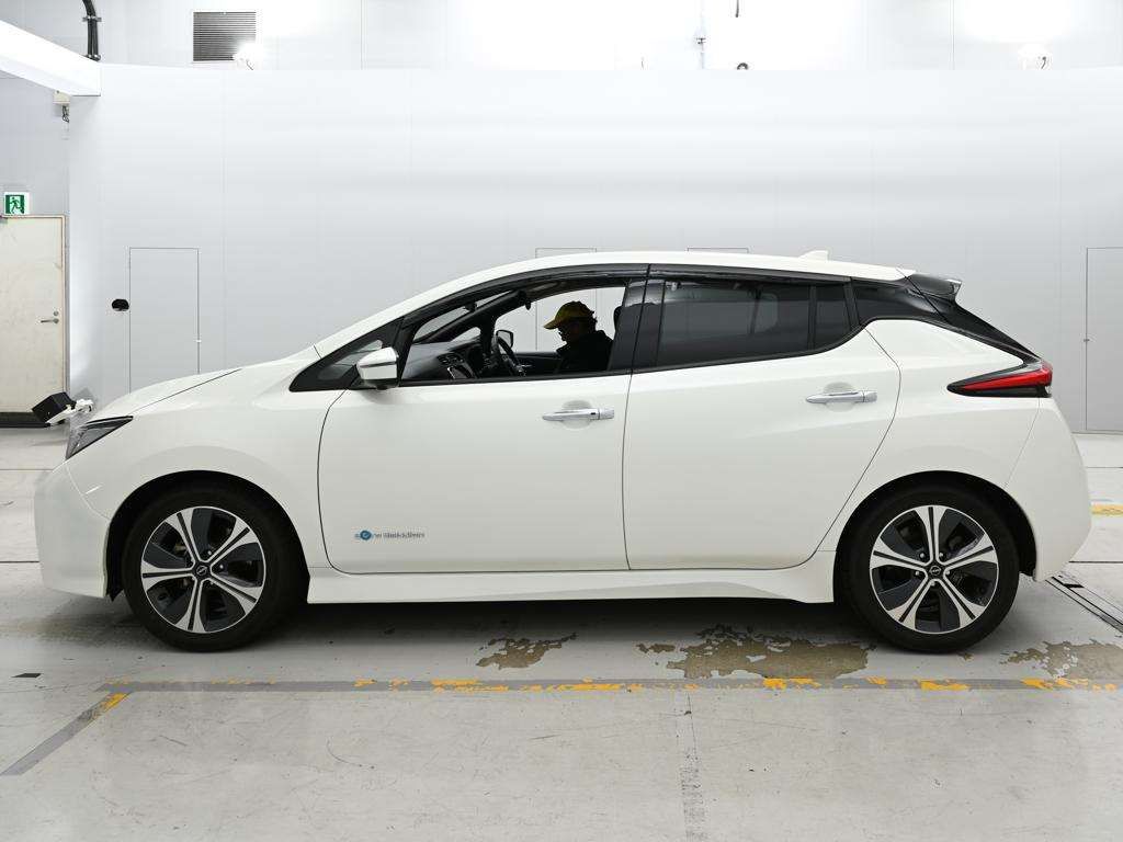 2022 Nissan Leaf X V Selection auction photo 4