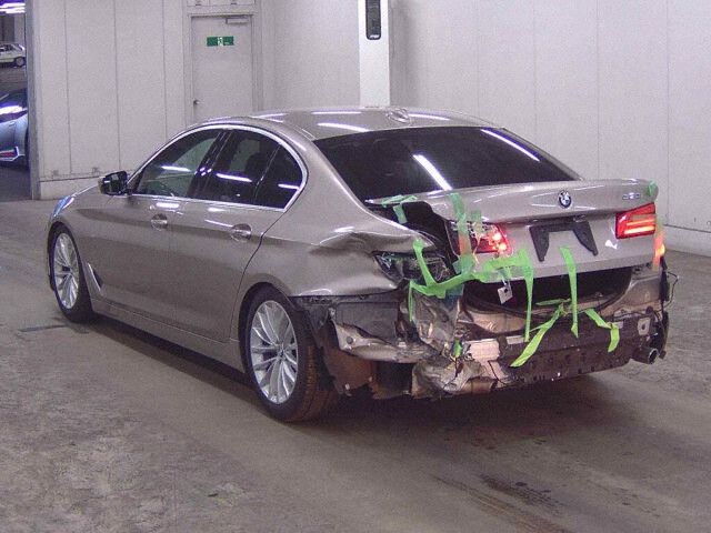 2017 BMW 5 Series auction photo 2