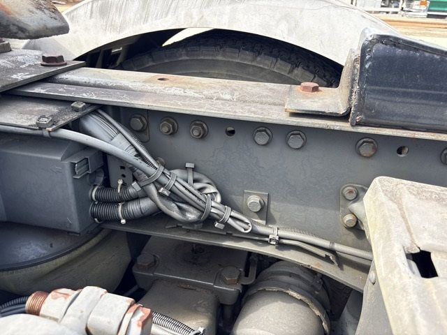 2003 Mercedes-Benz トラクター auction photo 15
