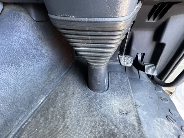 2003 Mercedes-Benz トラクター auction photo 4