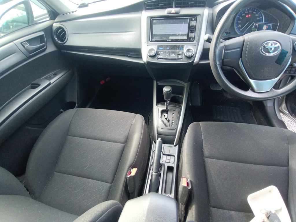 2021 Toyota Corolla Fielder ハイブリッド EX auction photo 11