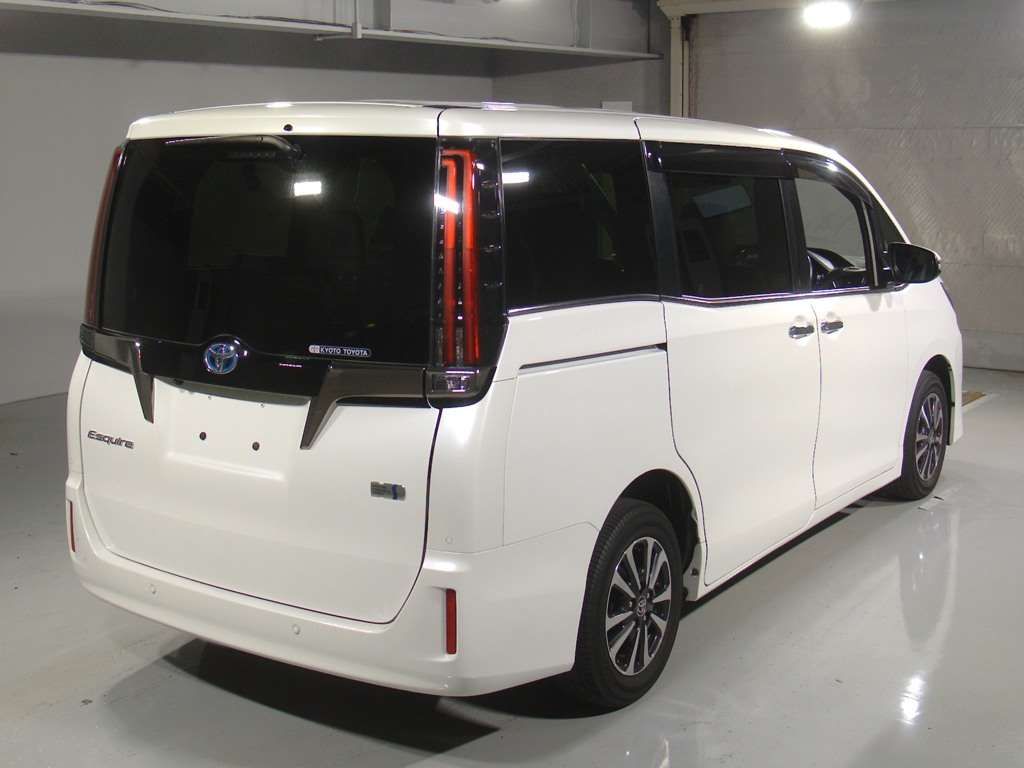 2021 Toyota Esquire HVGi Premier P Black Tailored auction photo 2
