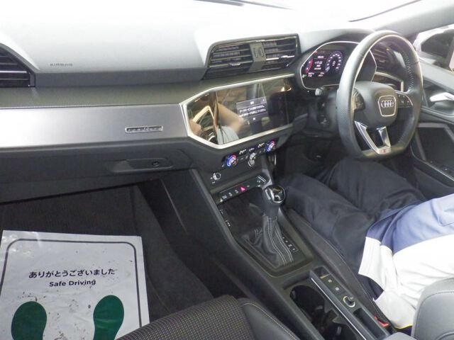 2021 Audi Q3 Sportback 35TDI QトロSライン 4WD auction photo 3