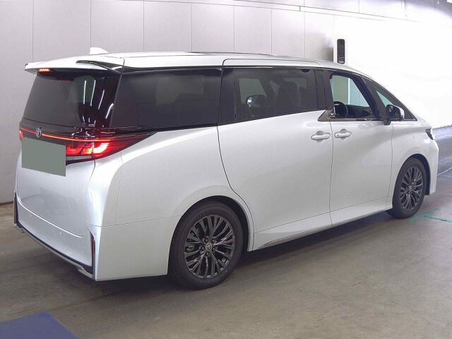 2025 Toyota Vellfire Z Premier auction photo 5