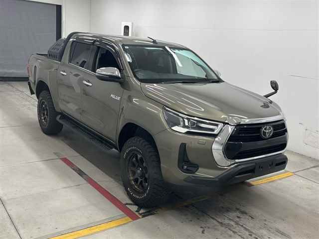 2021 Toyota ハイラックストラック4D 4WD Z 4WD Japan auction vehicle