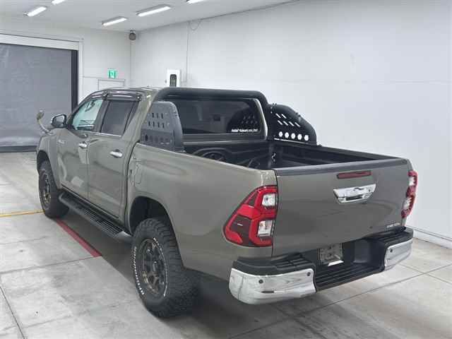 2021 Toyota ハイラックストラック4D 4WD Z 4WD auction photo 2