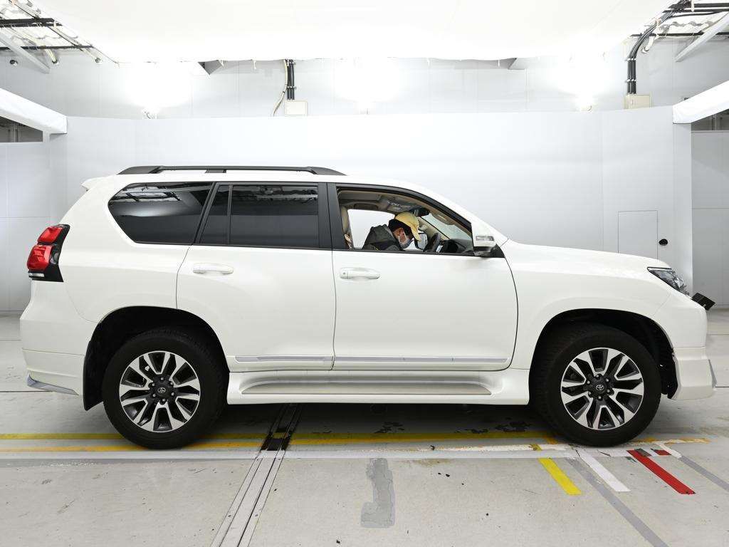 2023 Toyota Land Cruiser Prado TX Lパッケージ 4WD auction photo 3
