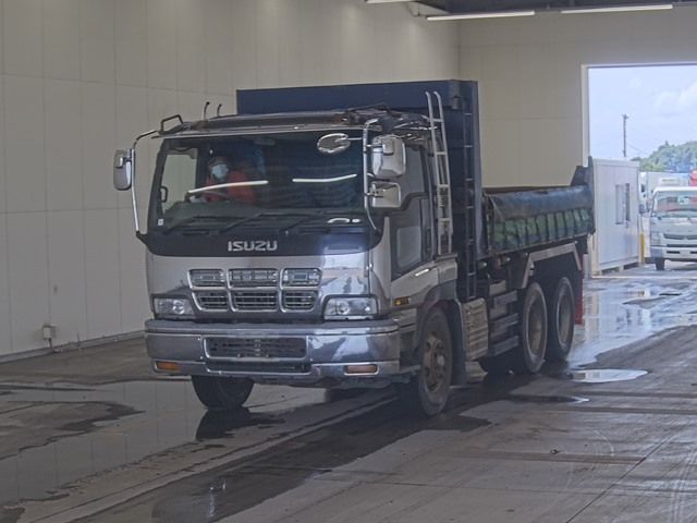 2005 Isuzu Giga ダンプ Japan auction vehicle