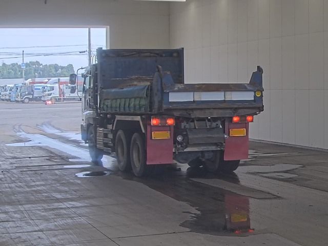 2005 Isuzu Giga ダンプ auction photo 2