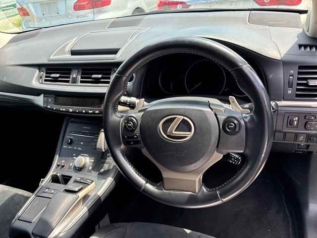 2014 Lexus CT CT200hバージョンC auction photo 3