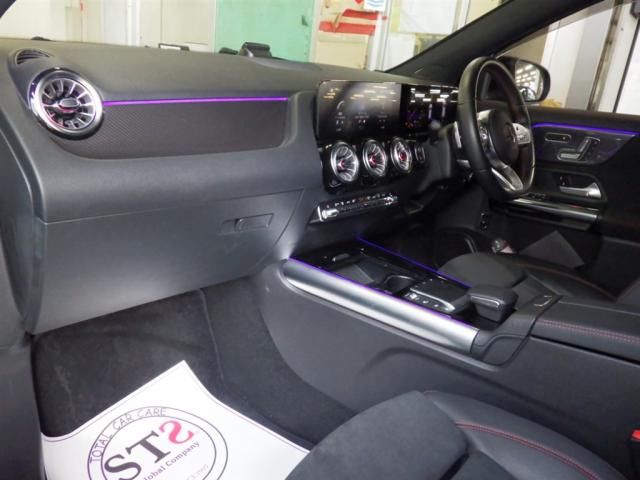 2021 Mercedes-Benz GLA 200 d 4M AMGライン auction photo 2
