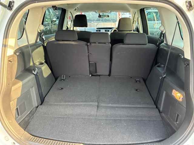 2011 Nissan ラフェスタハイウェイスター ハイウェイスターG auction photo 9